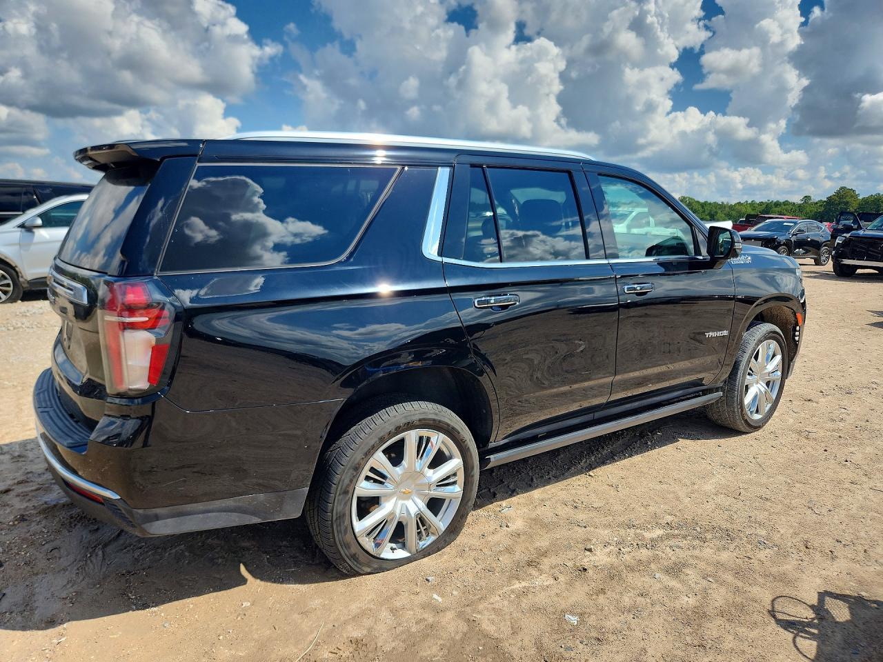2021 Chevrolet Tahoe K1500 High Country - Image 3