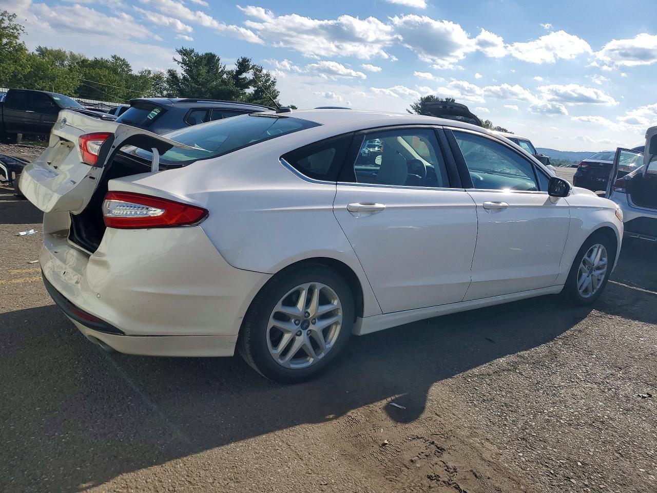 2016 Ford Fusion Se - Фото 3