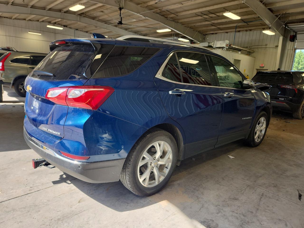 2020 Chevrolet Equinox Premier - Image 3
