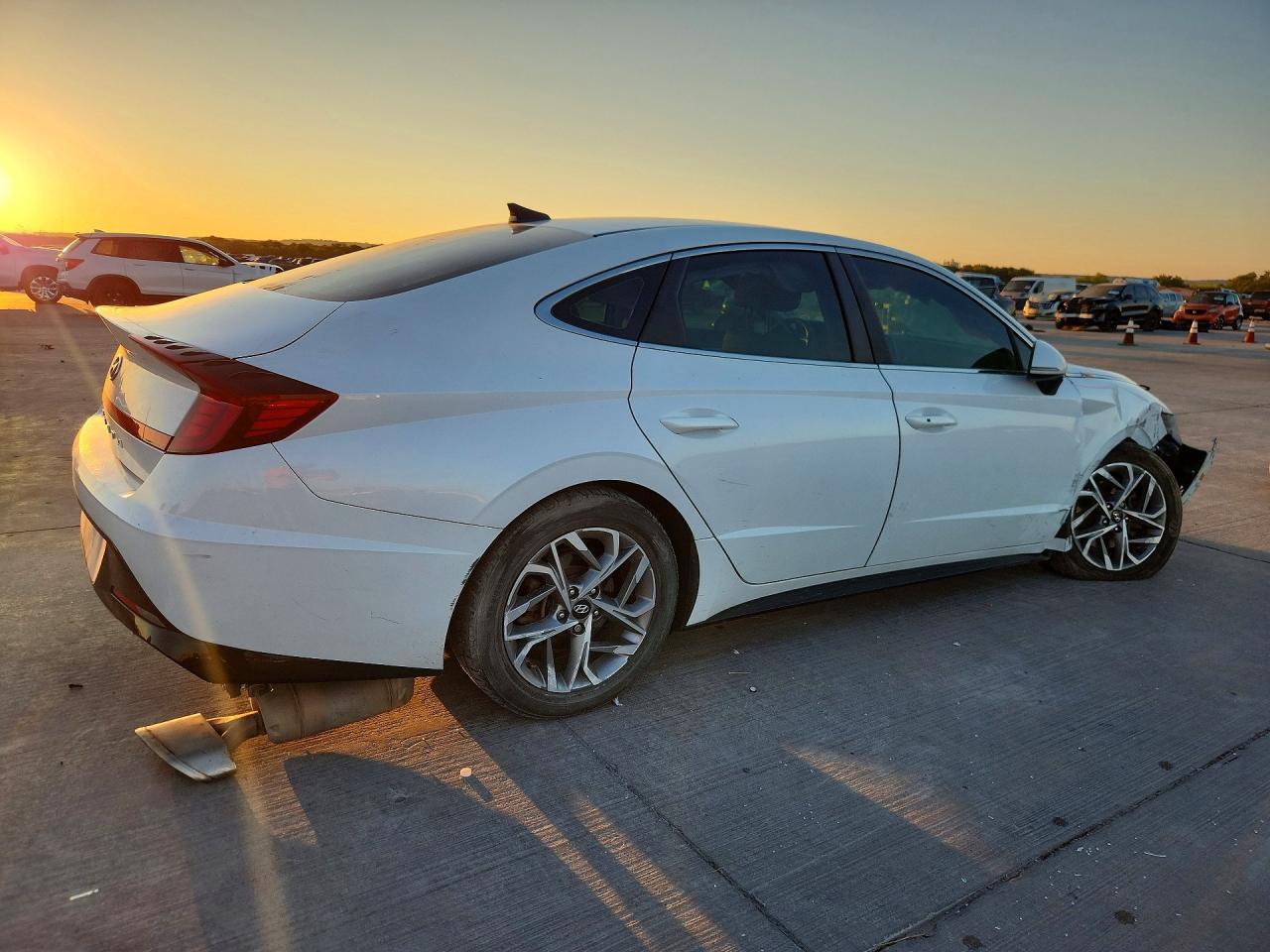 2020 Hyundai Sonata Sel - Image 3