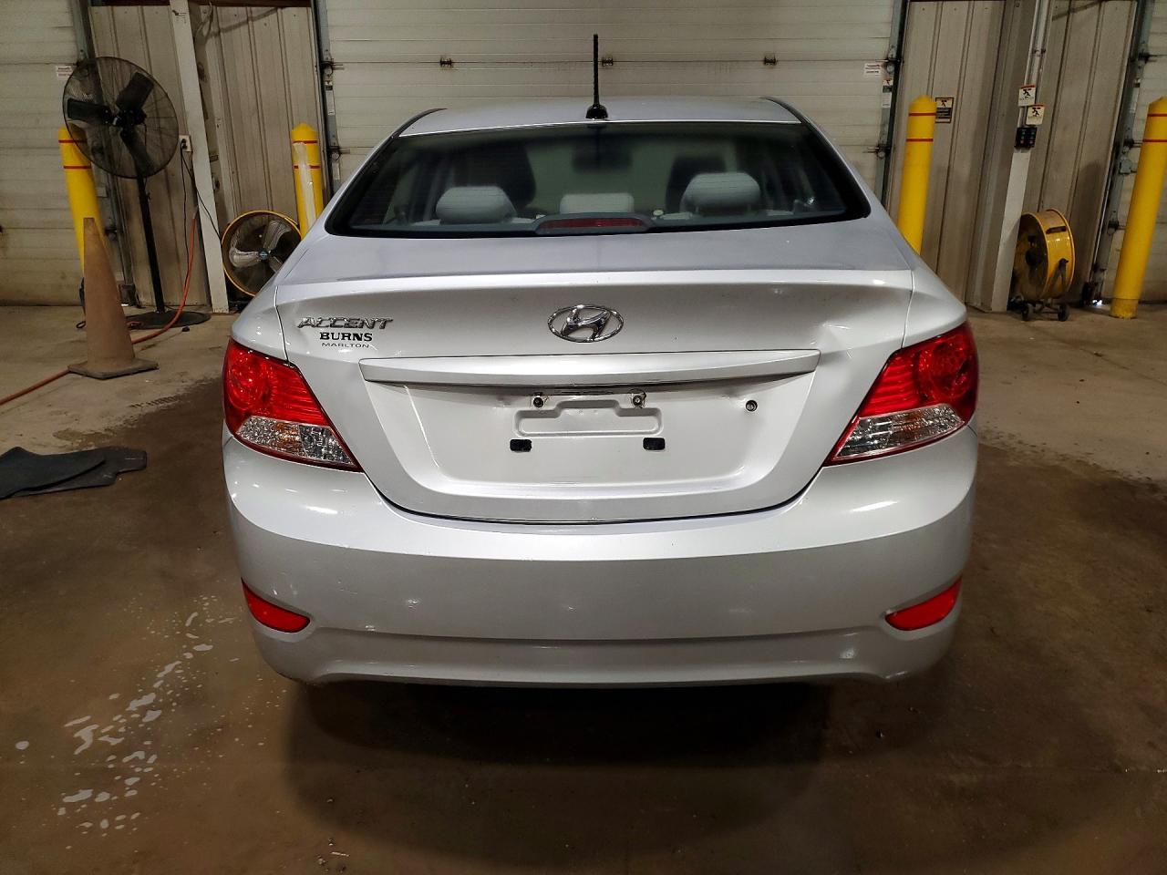 2013 Hyundai Accent Gls - Image 6