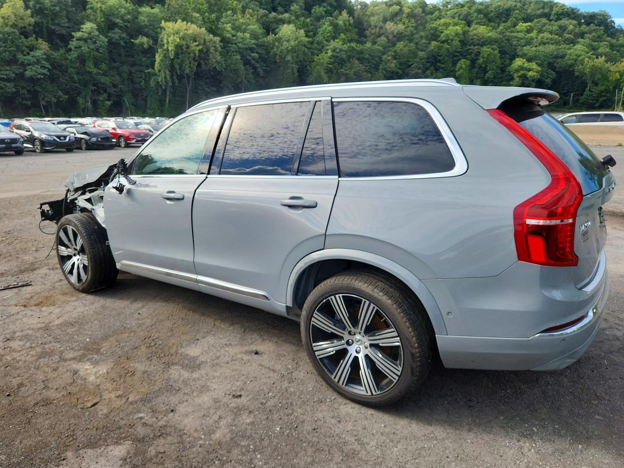 2025 Volvo Xc90 Plus - Image 2