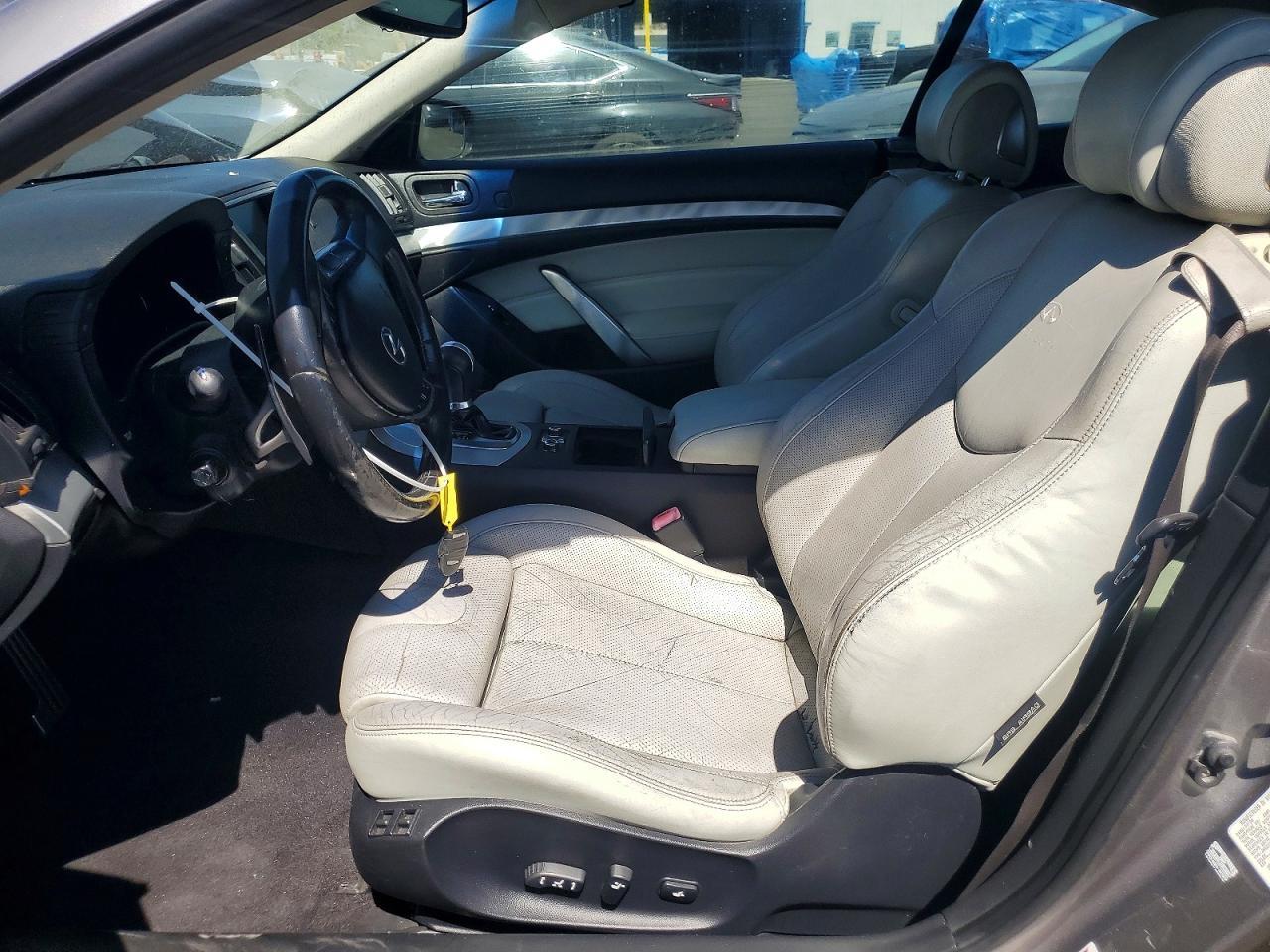 2009 Infiniti G37 Convertible Base - Image 7