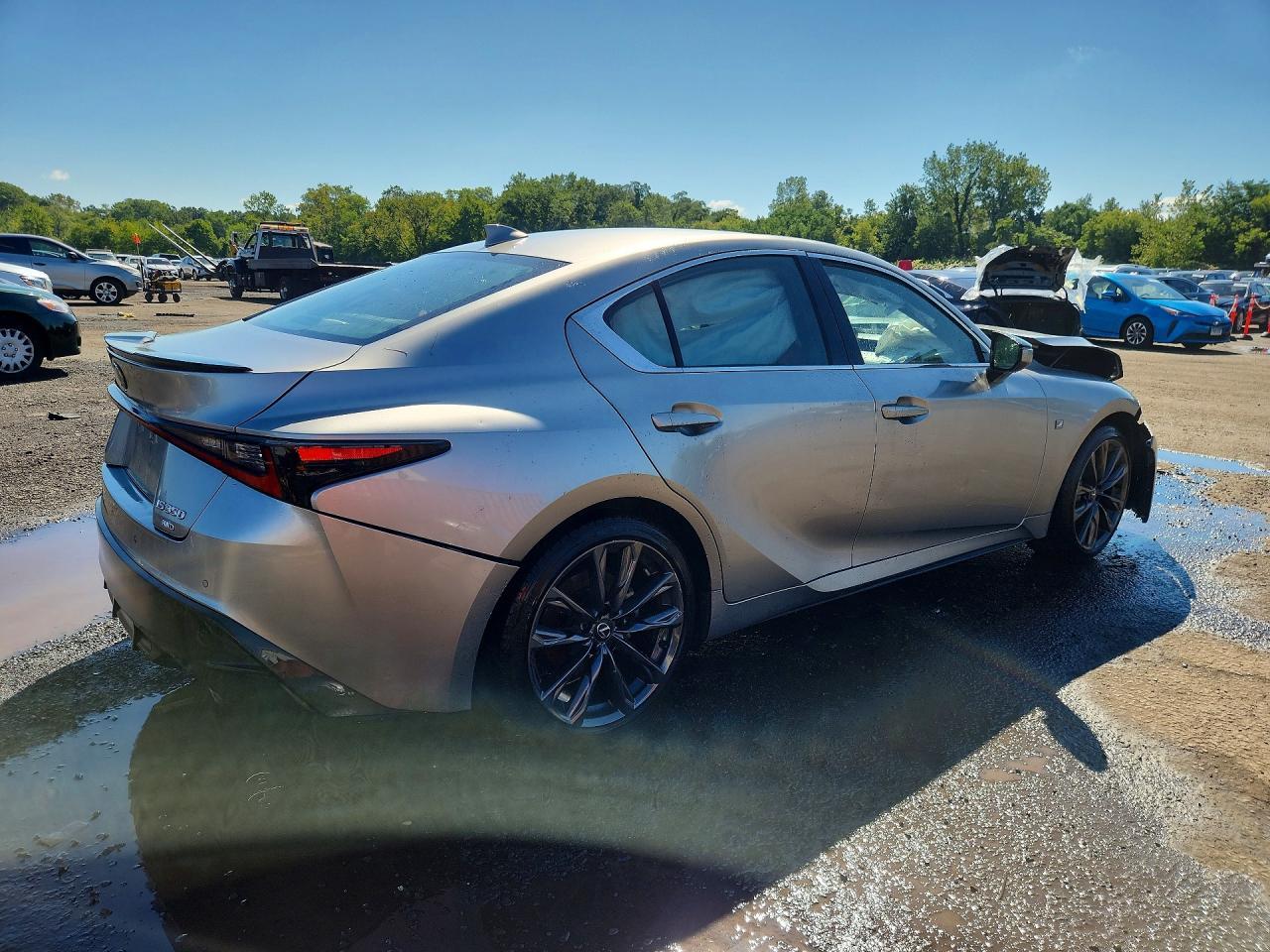 2023 Lexus Is 350 F Sport - Image 3