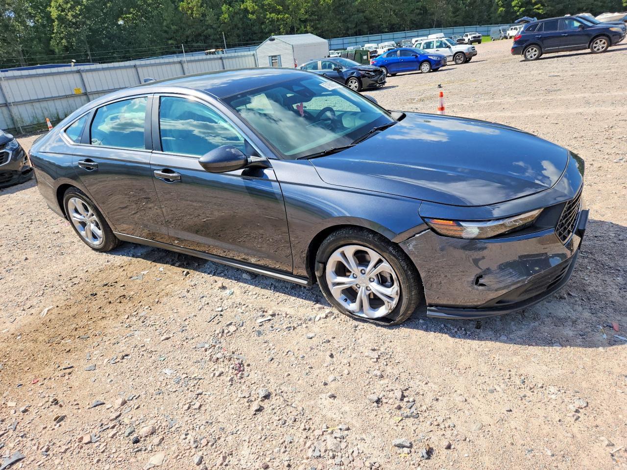 2025 Honda Accord Lx - Image 4