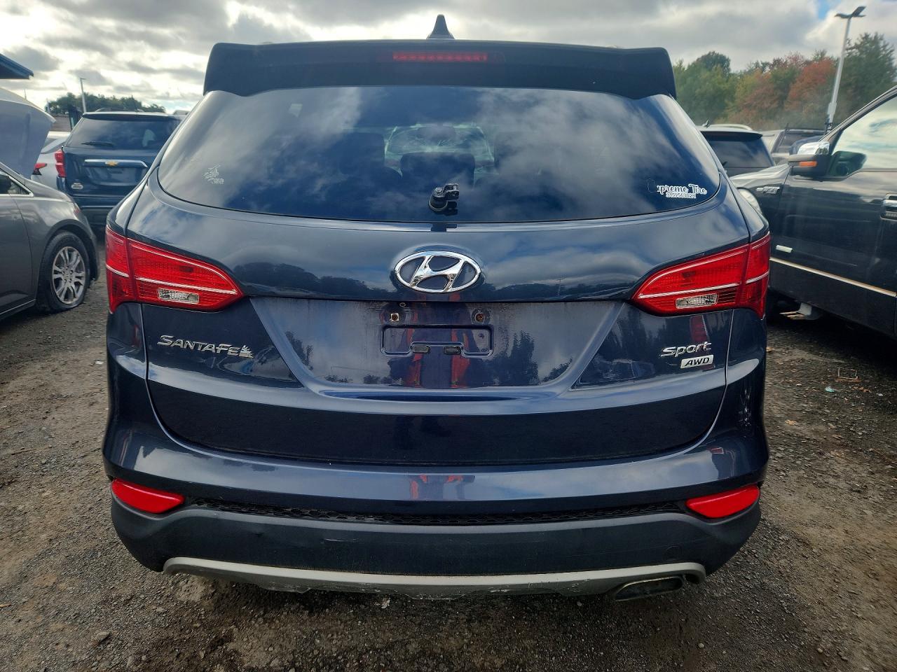 2016 Hyundai Santa Fe Sport 2.4L - Image 6