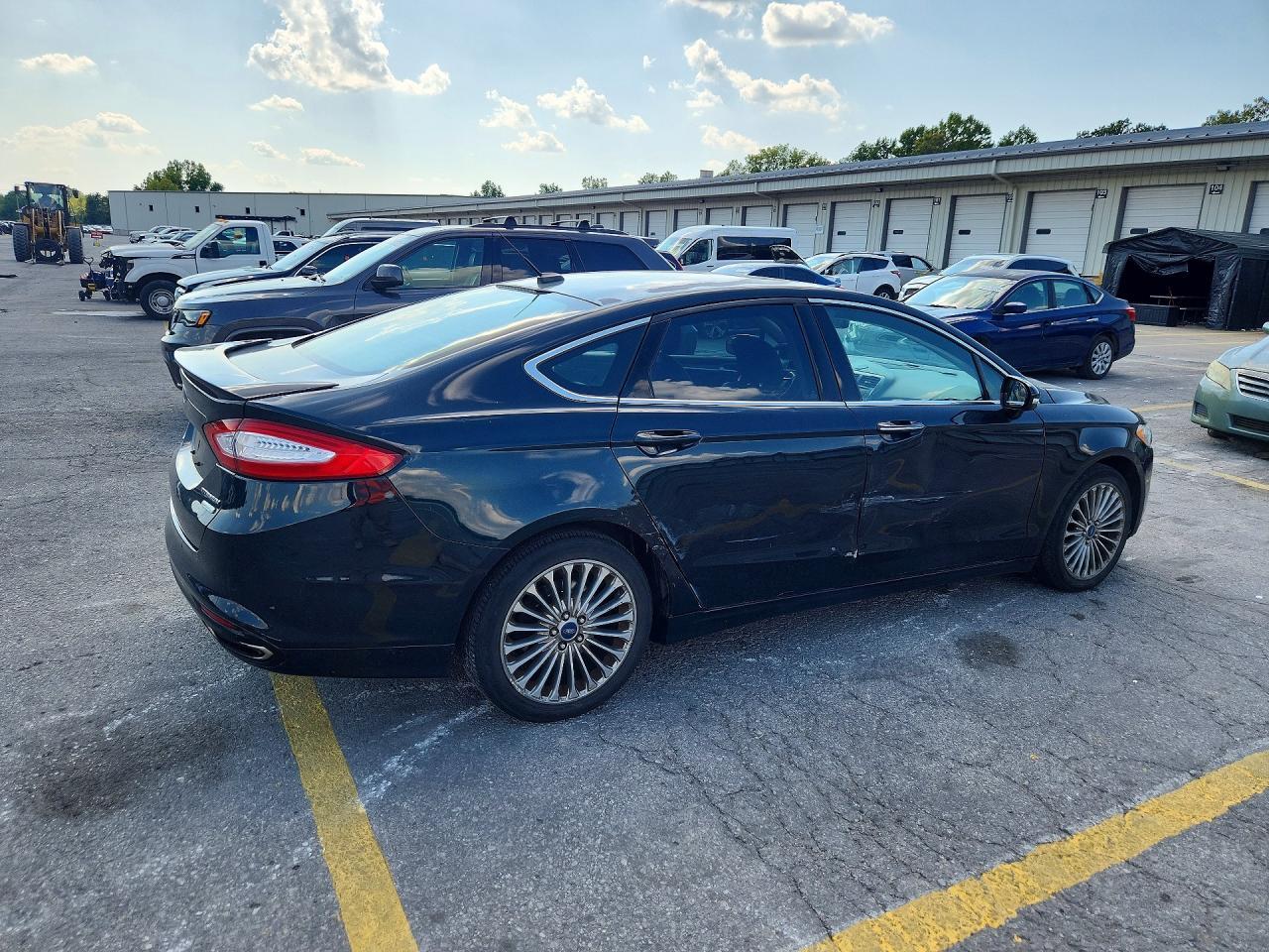 2014 Ford Fusion Titanium - Image 3