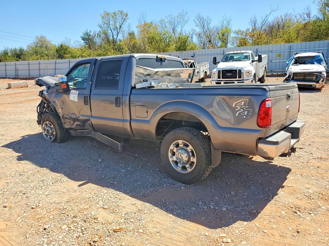 2014 Ford F250 Super Duty - Image 2
