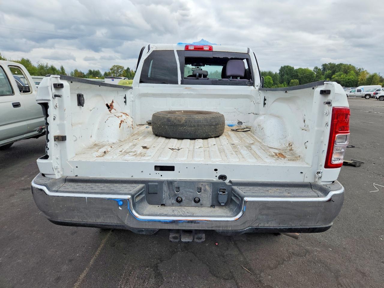 2023 Ram 2500 Tradesman - Фото 6