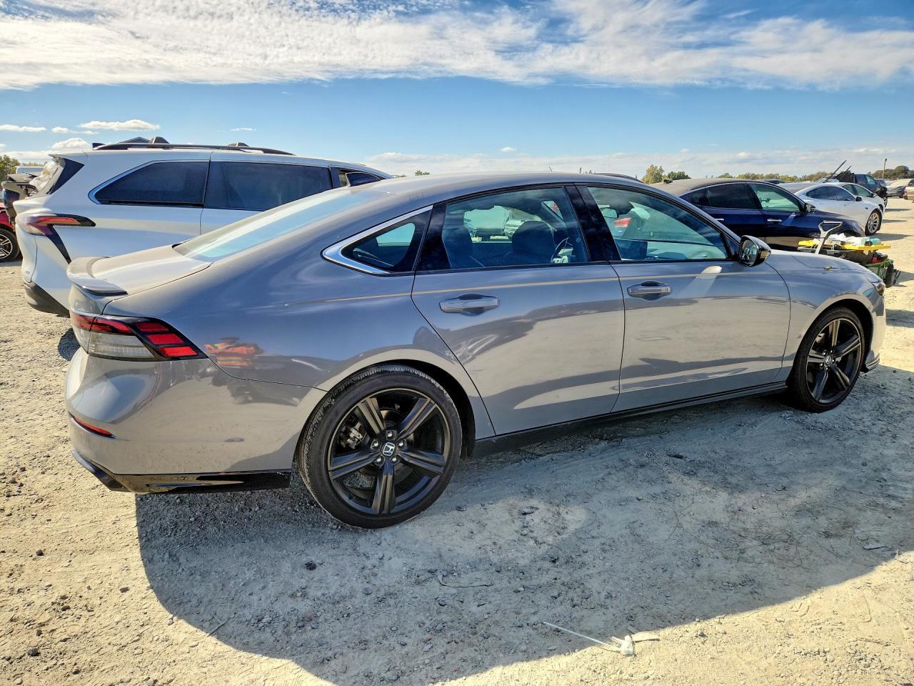 2025 Honda Accord Hybrid Sport-L - Image 3