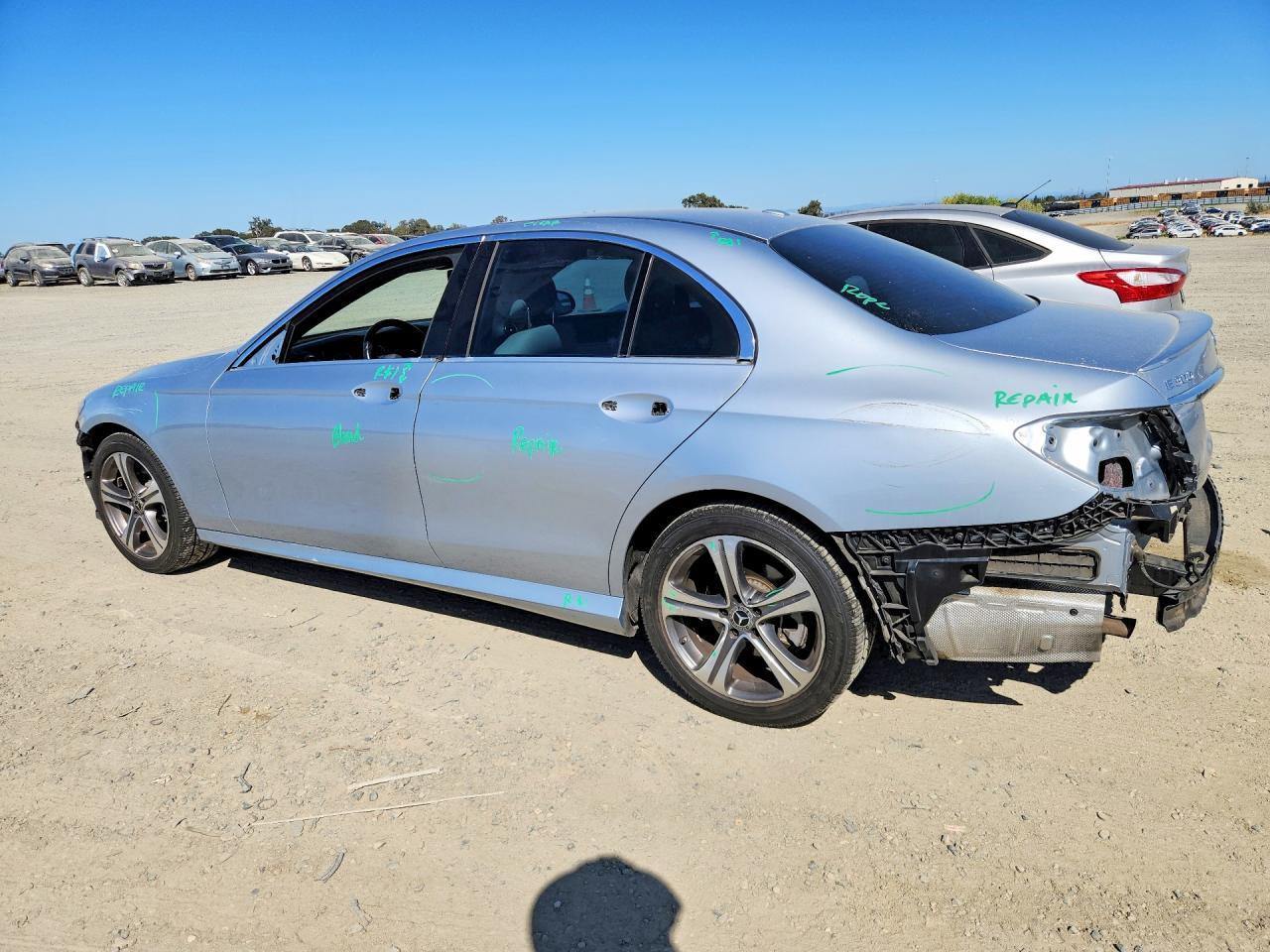 2018 Mercedes-Benz E 300 4Matic - Image 2