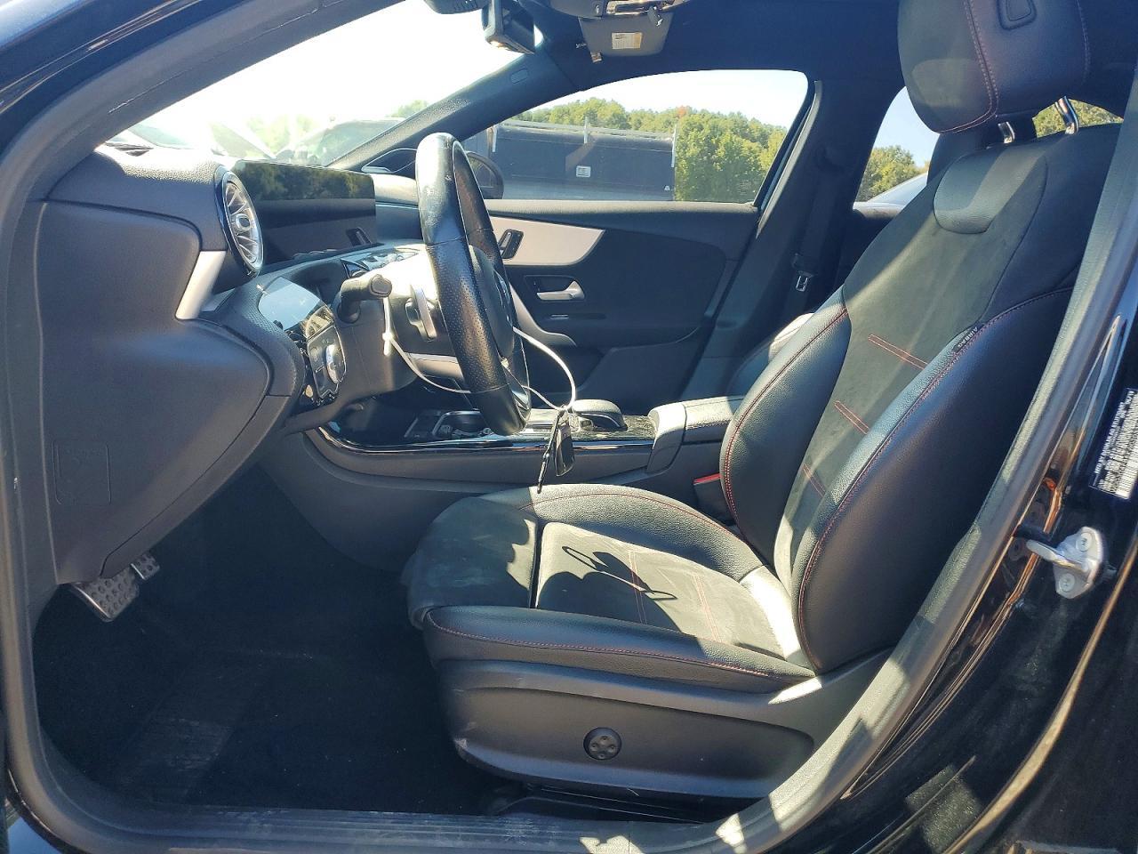 2019 Mercedes-Benz A 220 4Matic - Фото 7