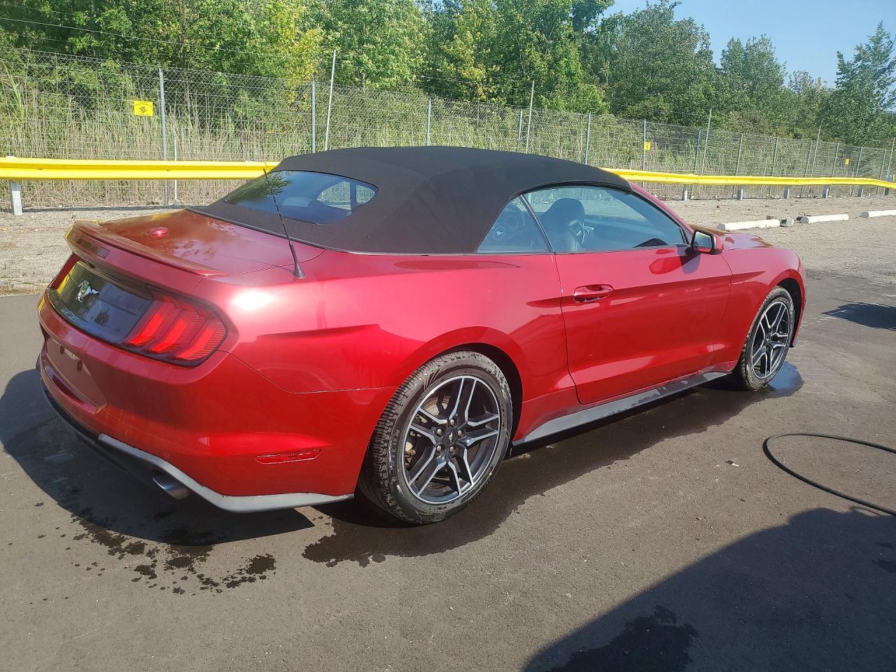 2021 Ford Mustang - Фото 3