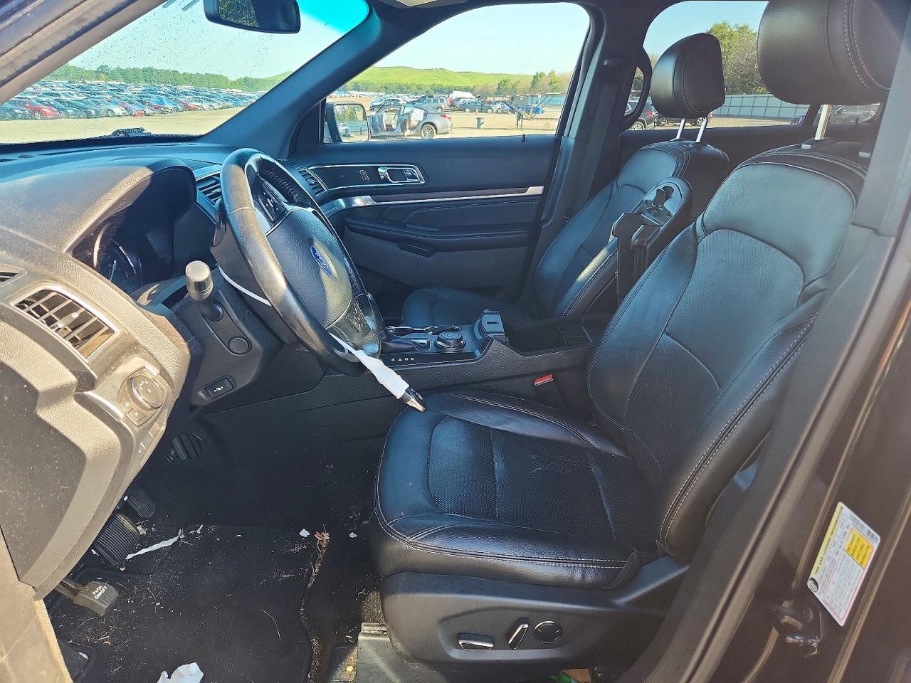 2016 Ford Explorer Limited - Image 7