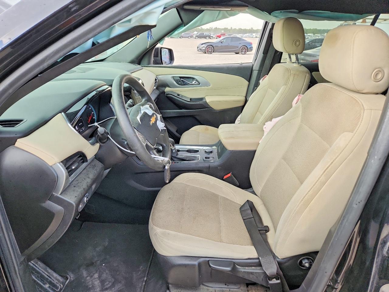 2022 Chevrolet Traverse Ls - Image 7