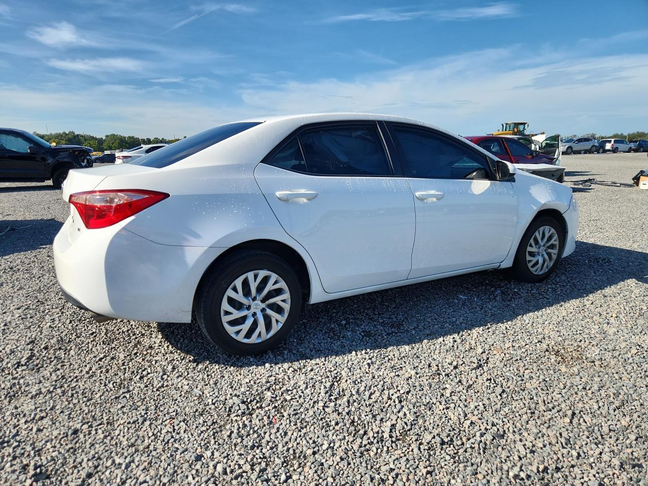 2017 Toyota Corolla Le - Фото 3