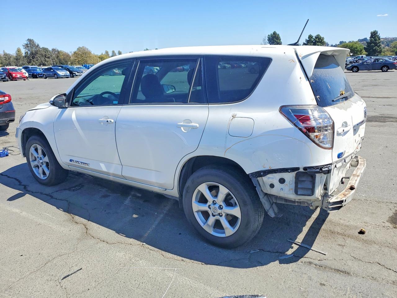 2014 Toyota Rav4 Ev Base - Фото 2