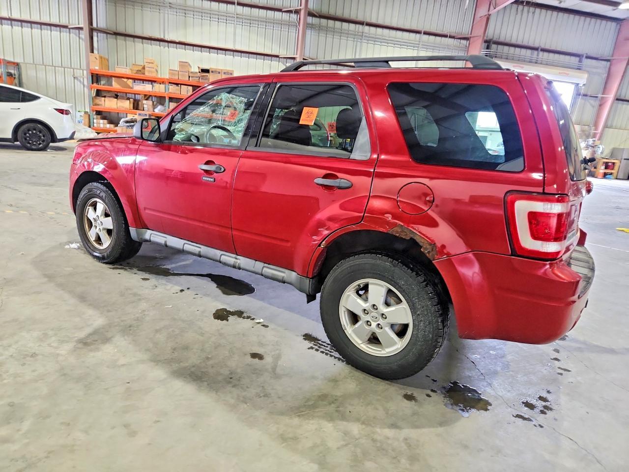 2011 Ford Escape Xlt - Фото 2