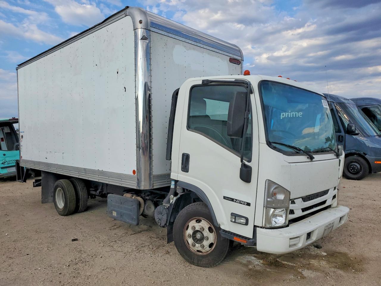 2018 Isuzu Npr - Box Truck - Фото 4