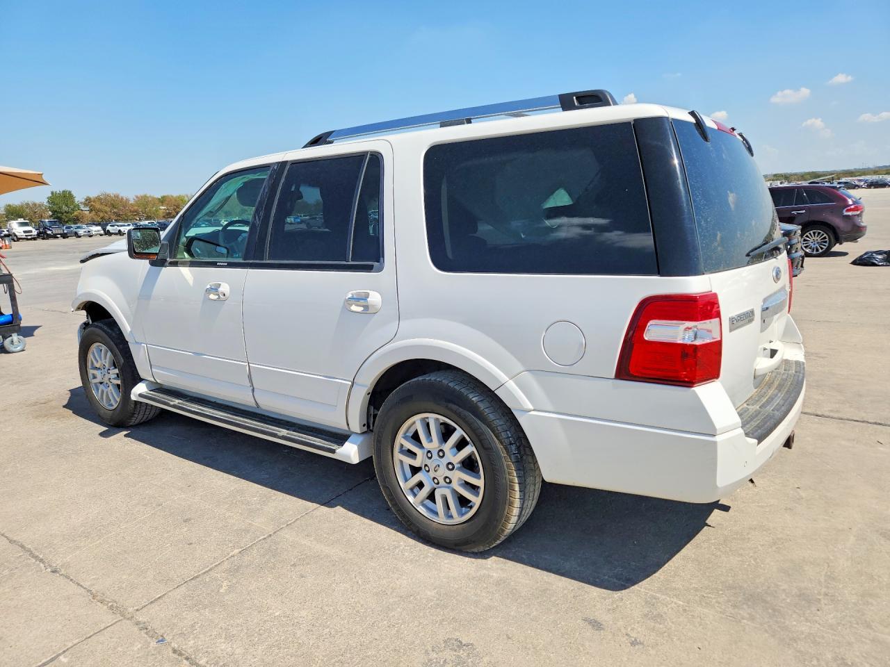 2013 Ford Expedition Limited - Image 2