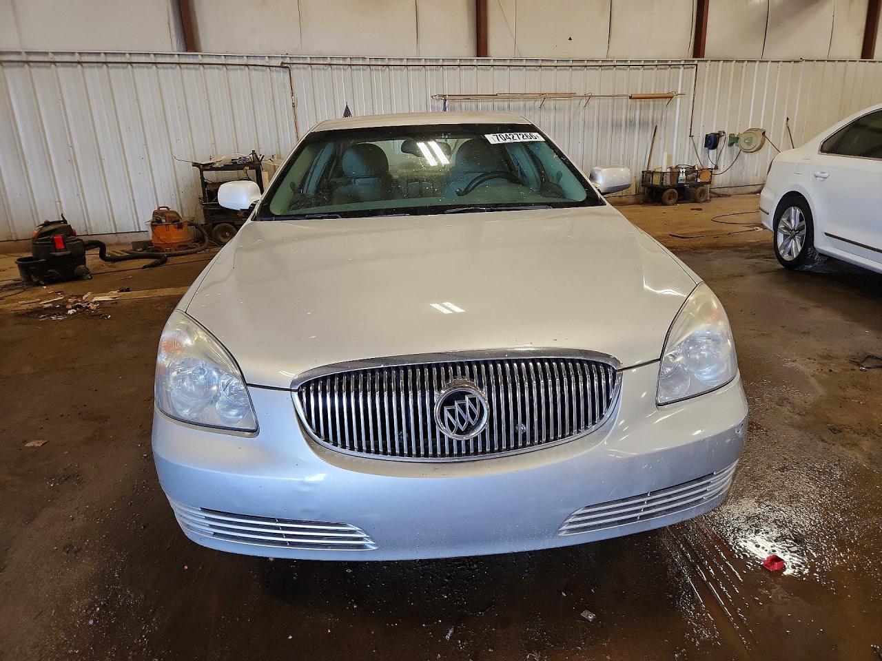 2009 Buick Lucerne Cxl - Image 5