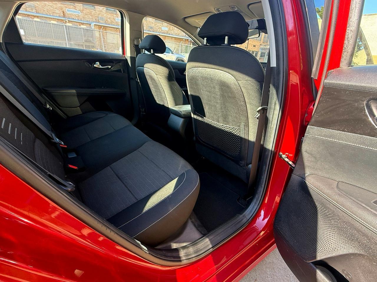 2019 Kia Forte S - Фото 6
