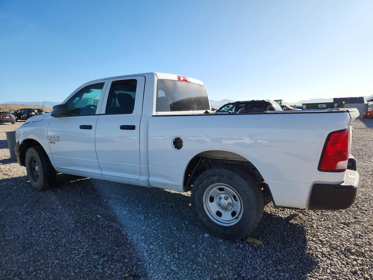 2019 Ram 1500 Classic Tradesman - Фото 2