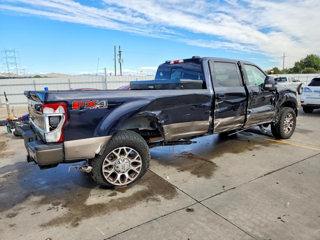 2022 Ford F350 Super Duty - Image 3