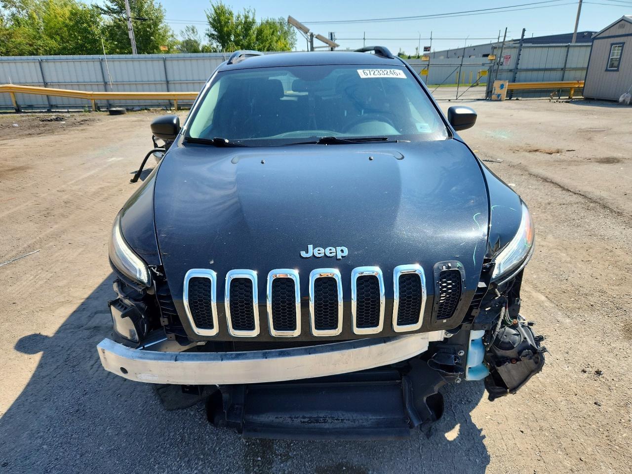 2015 Jeep Cherokee Sport - Image 5