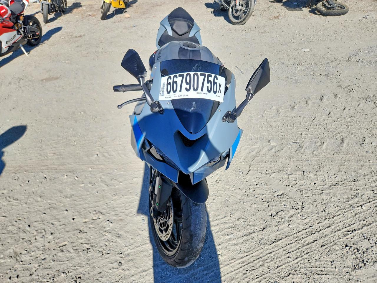 2025 Kawasaki Zx636 K - Image 2
