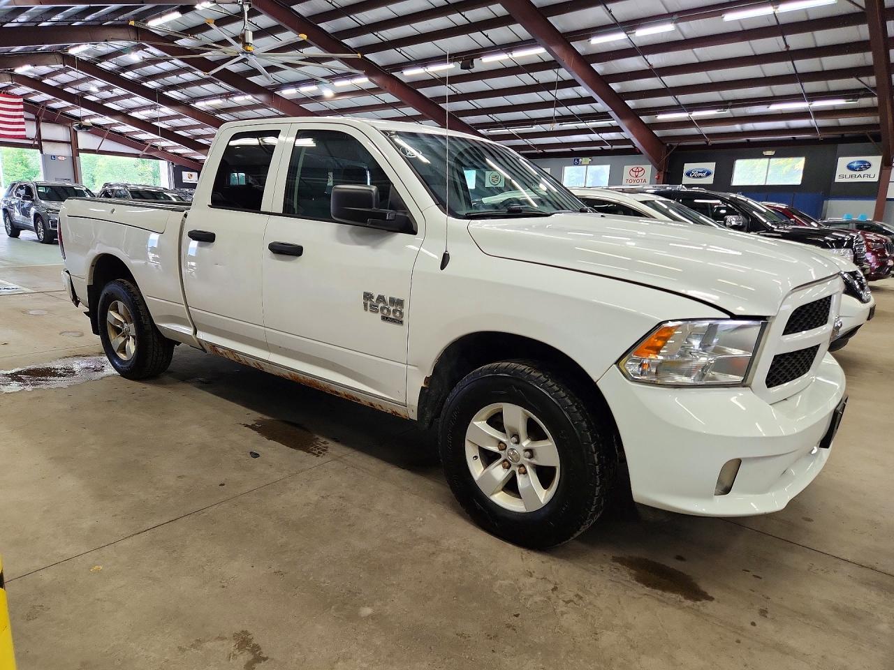 2019 Ram 1500 Classic Tradesman - Image 4