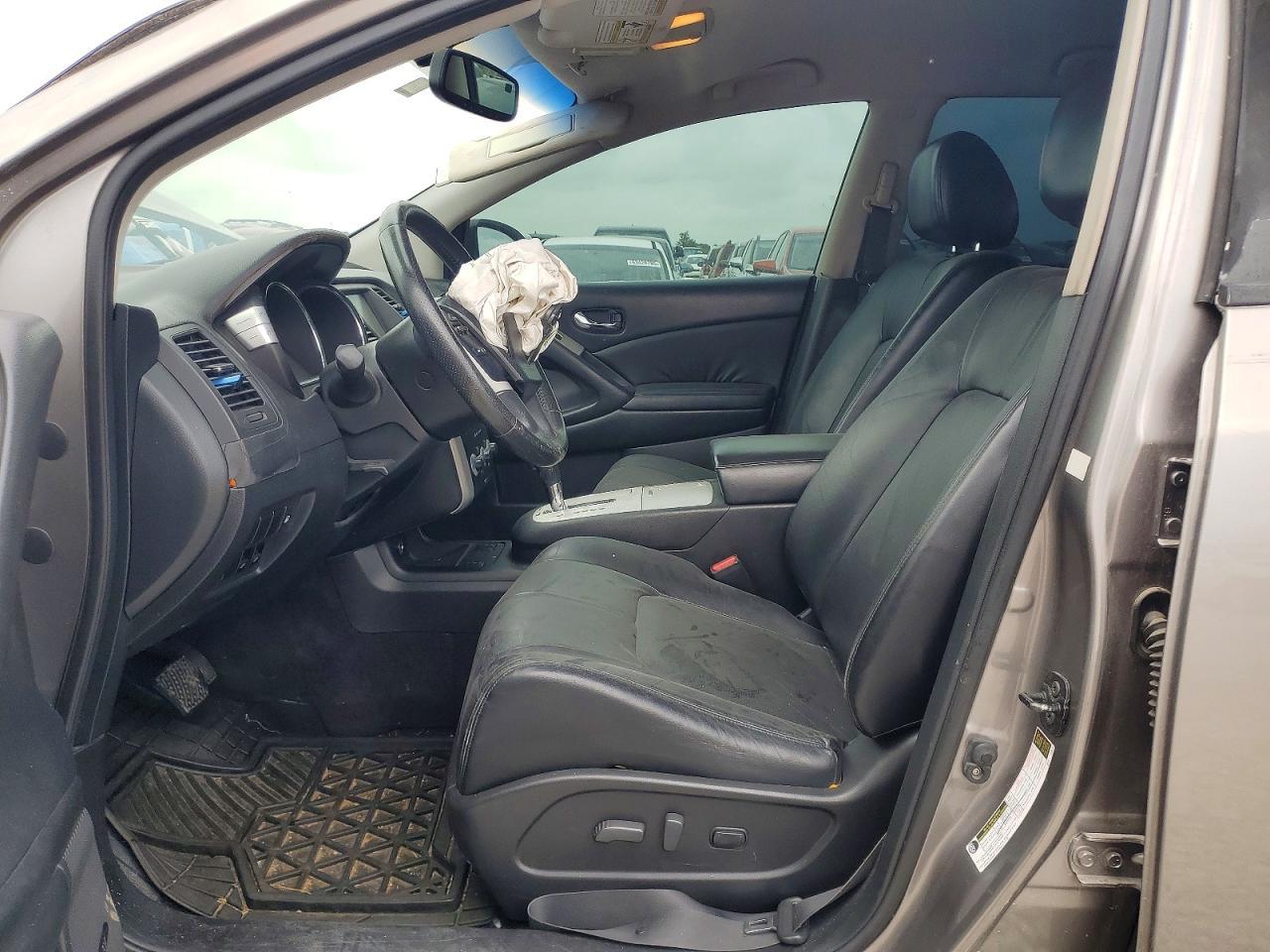 2010 Nissan Murano S - Фото 7