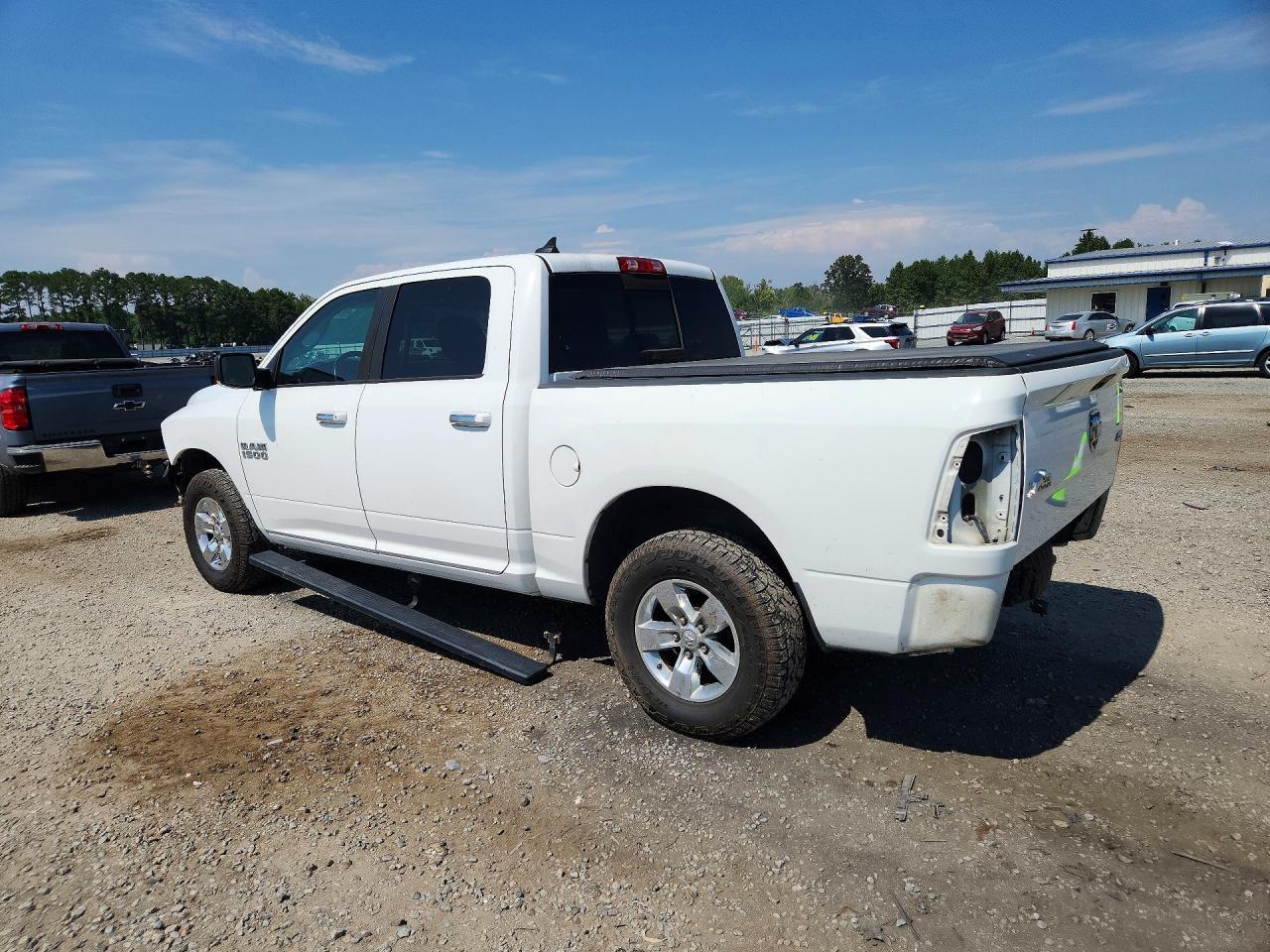 2016 Ram 1500 Slt - Image 2