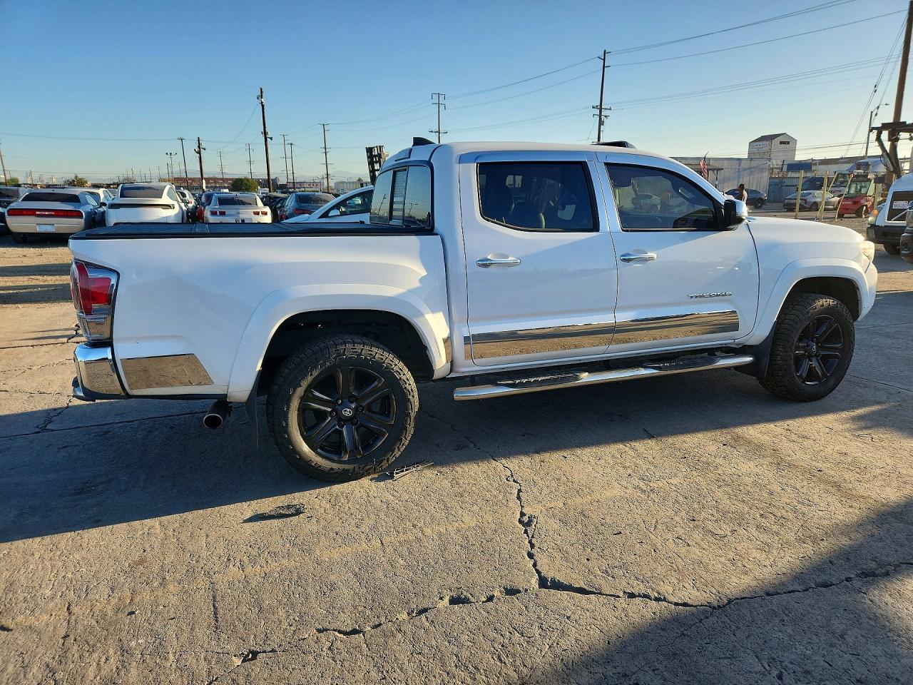 2016 Toyota Tacoma Limited - Image 3