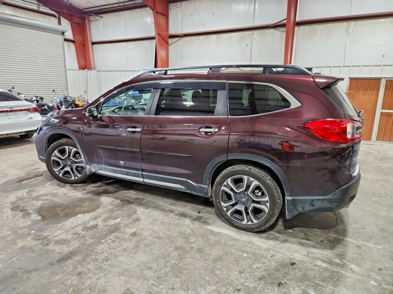 2024 Subaru Ascent Touring - Фото 2