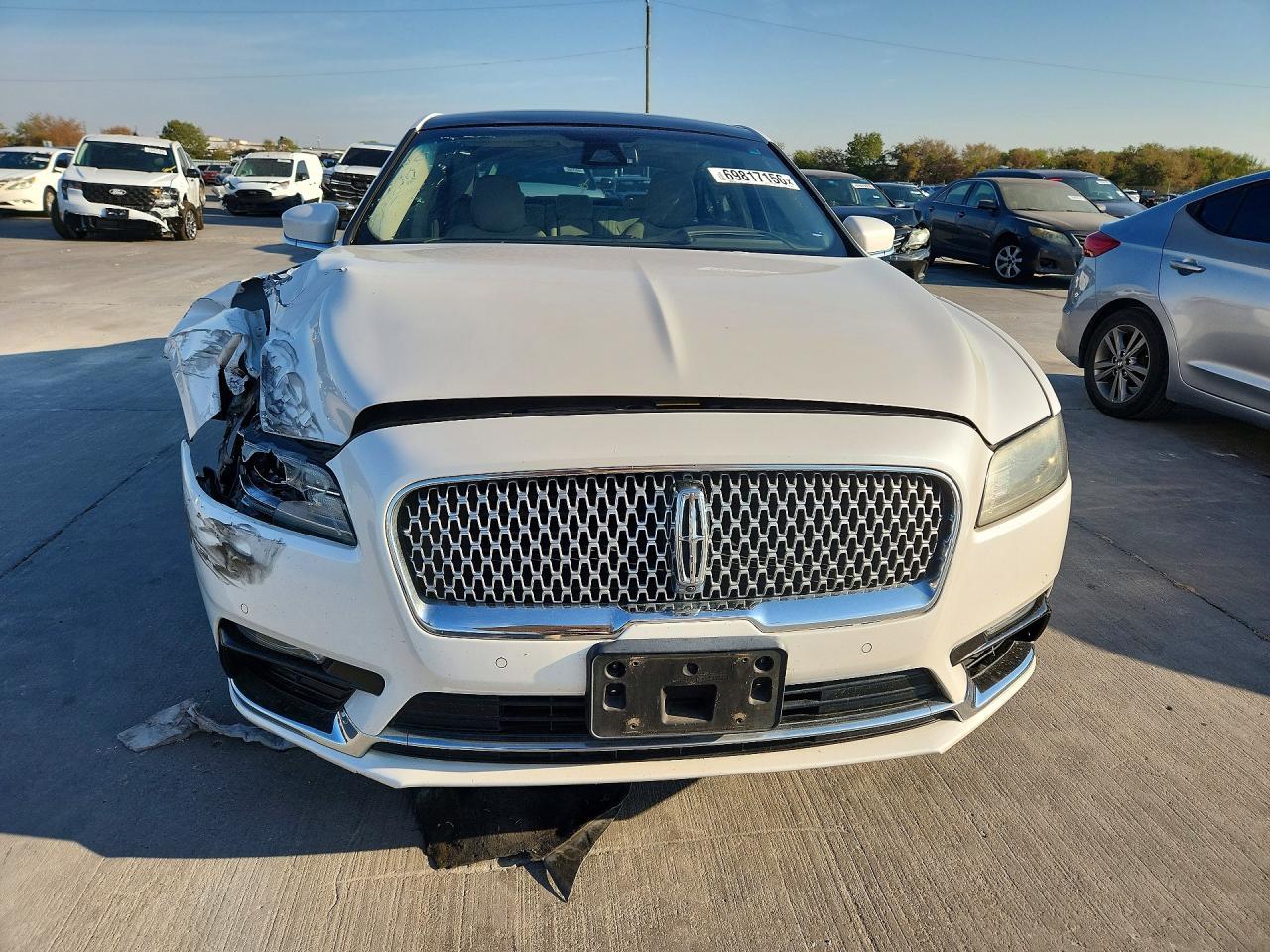 2019 Lincoln Continental Reserve - Фото 5