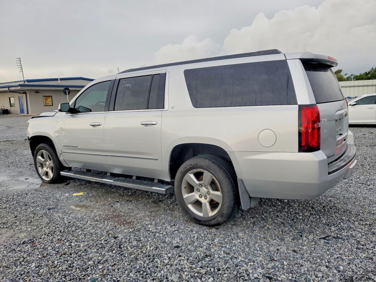2019 Chevrolet Suburban K1500 Lt - Фото 2
