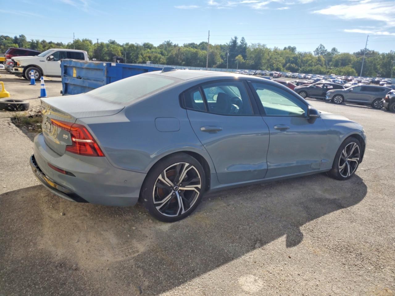 2024 Volvo S60 Plus - Фото 3
