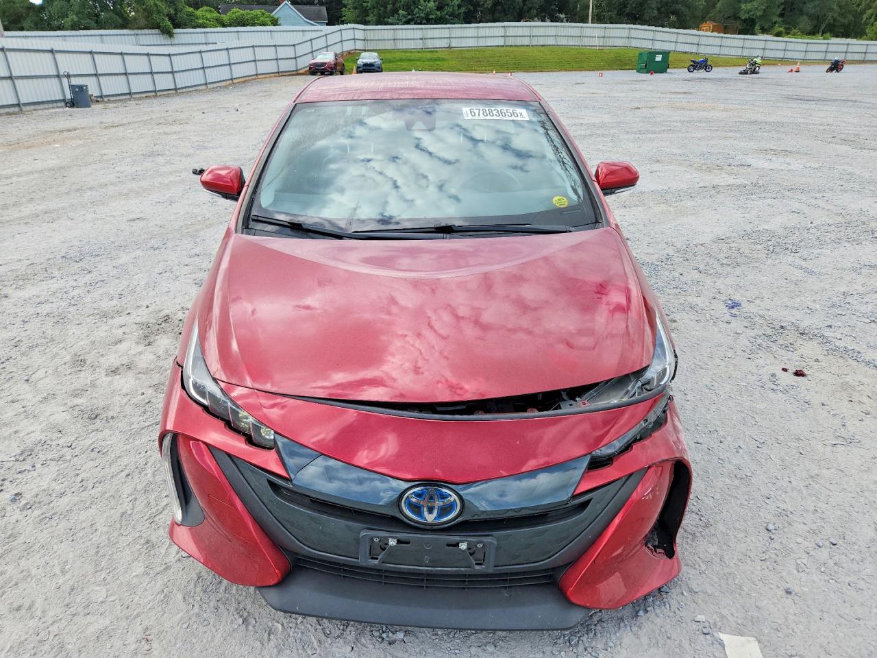 2017 Toyota Prius Prime Premium - Image 5