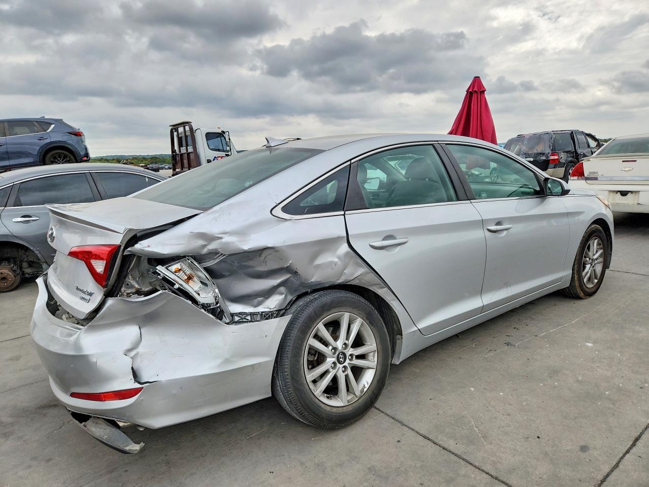 2017 Hyundai Sonata Se - Фото 3