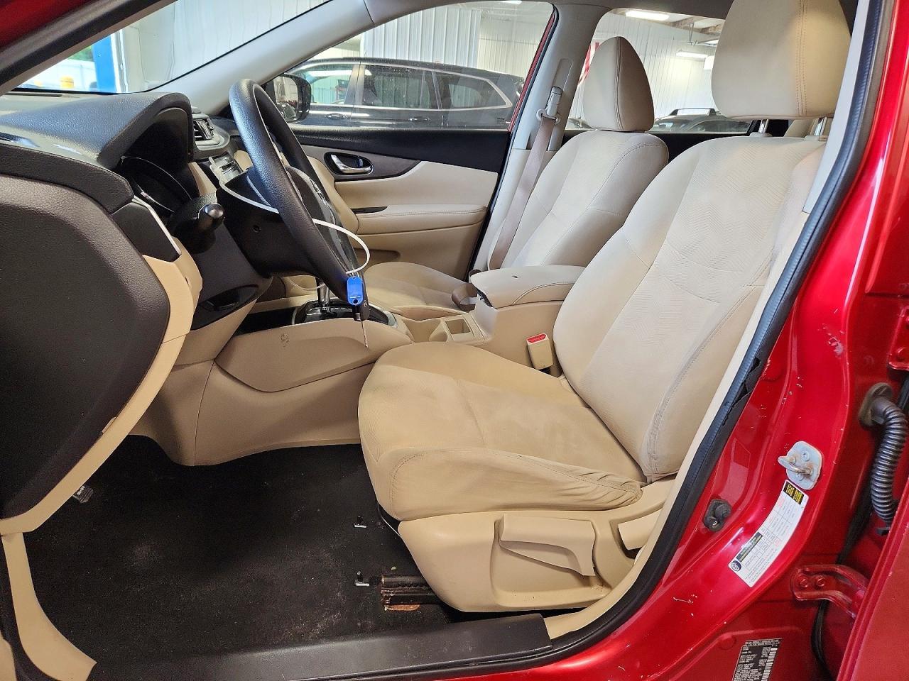 2016 Nissan Rogue S - Фото 7