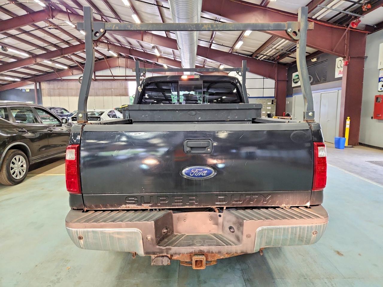 2011 Ford F250 Super Duty - Фото 6