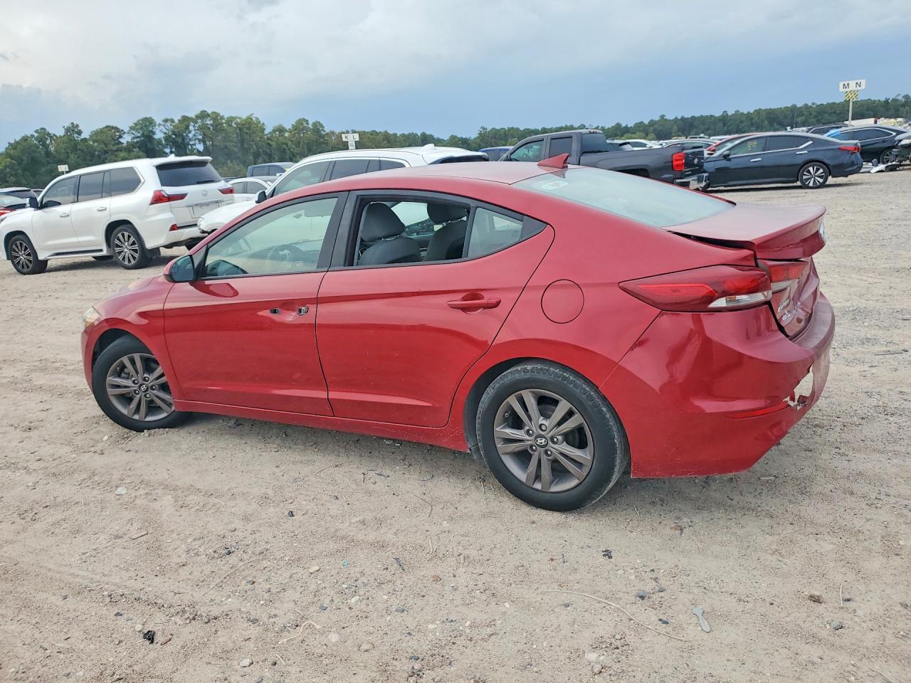 2017 Hyundai Elantra Se - Image 2