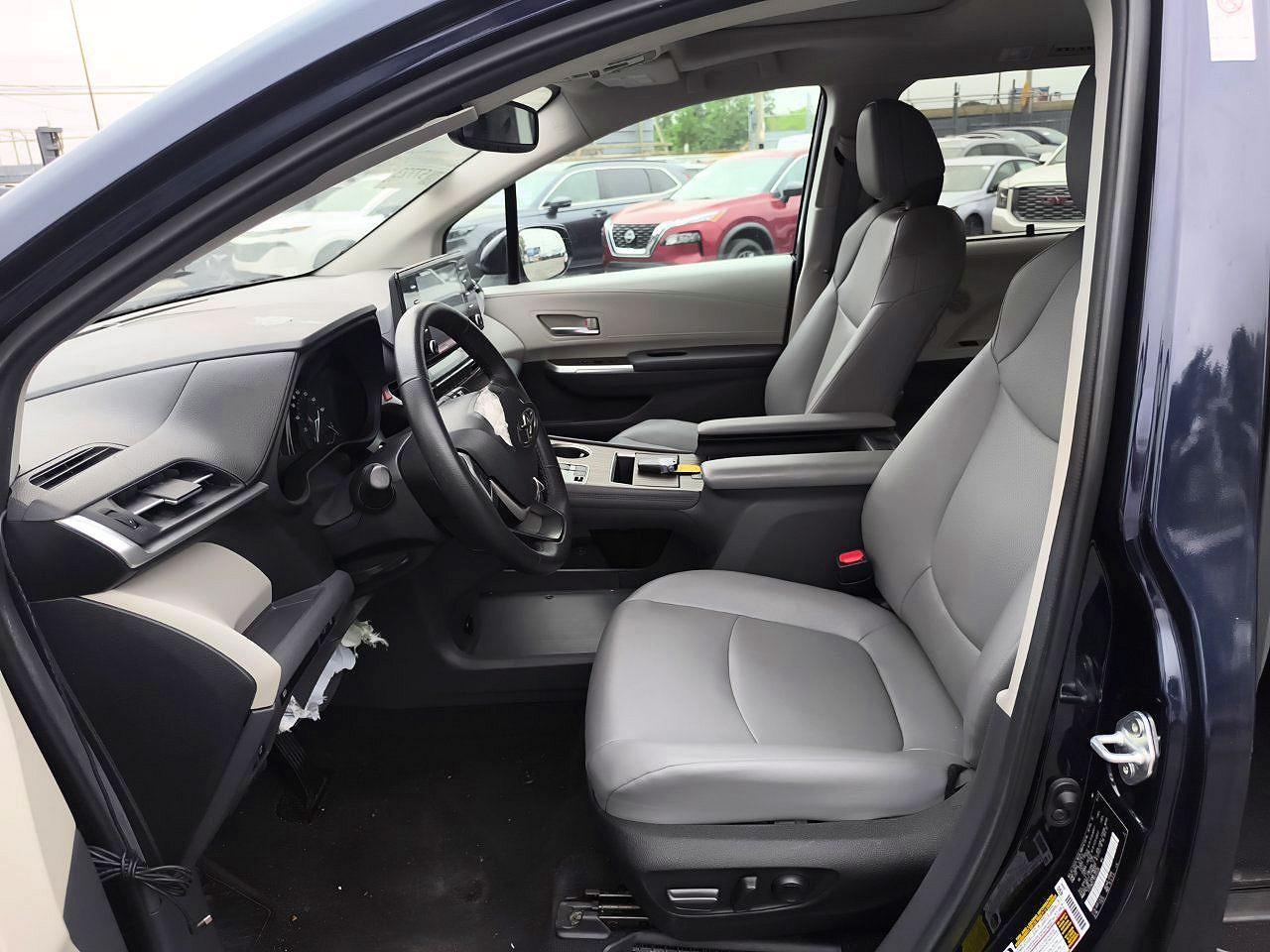 2024 Toyota Sienna Xle - Фото 7