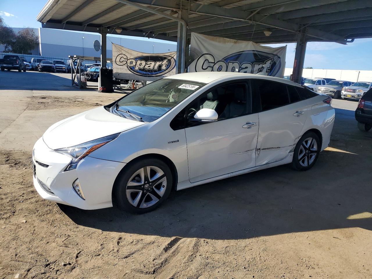 2016 Toyota Prius Four Touring