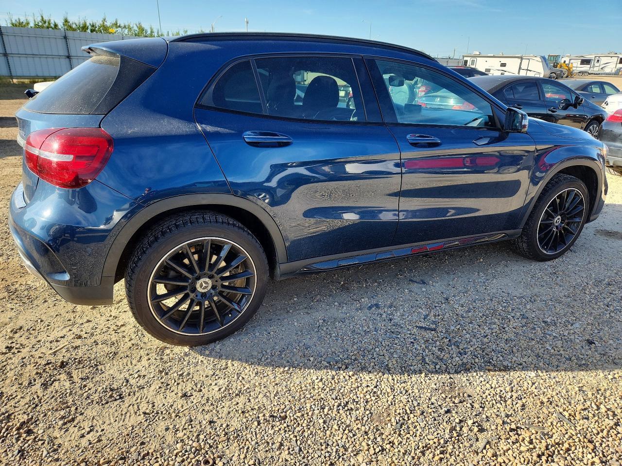 2019 Mercedes-Benz Gla 250 4Matic - Image 3