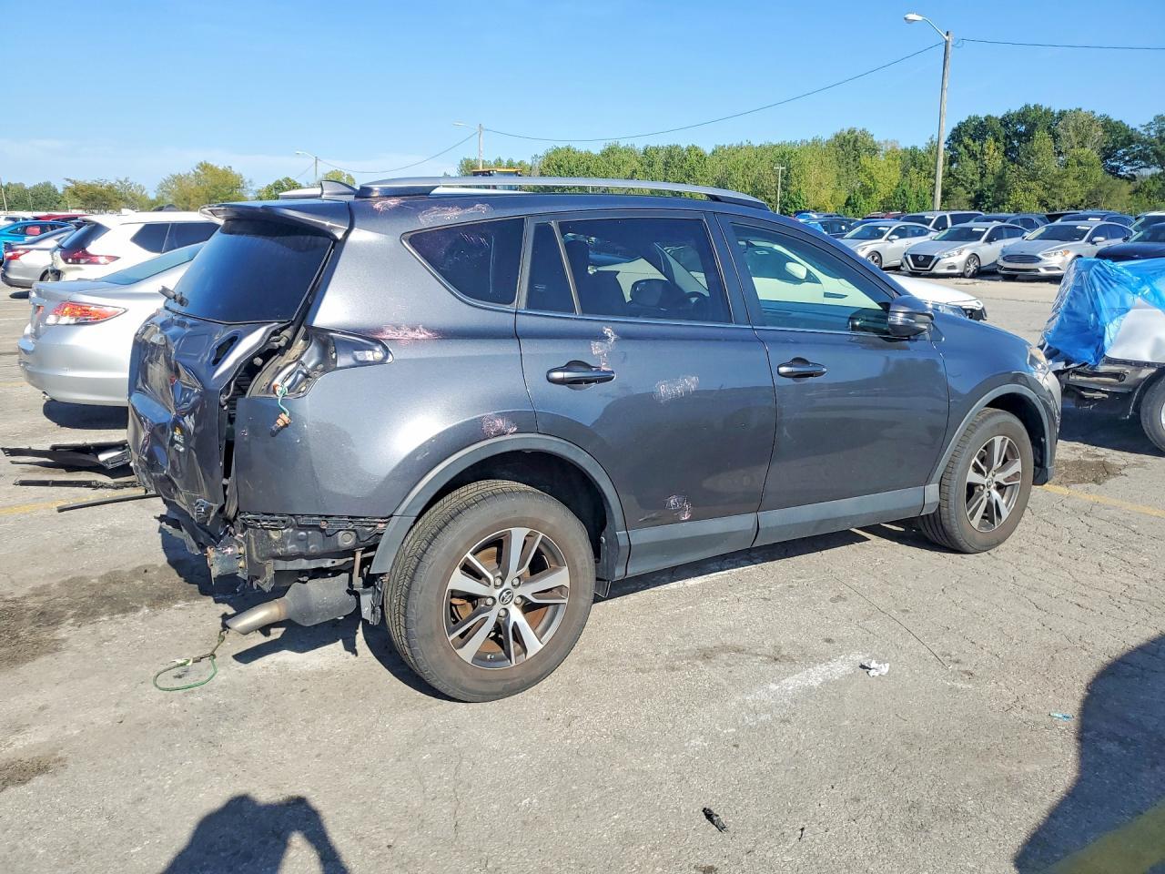 2016 Toyota Rav4 Xle - Image 3
