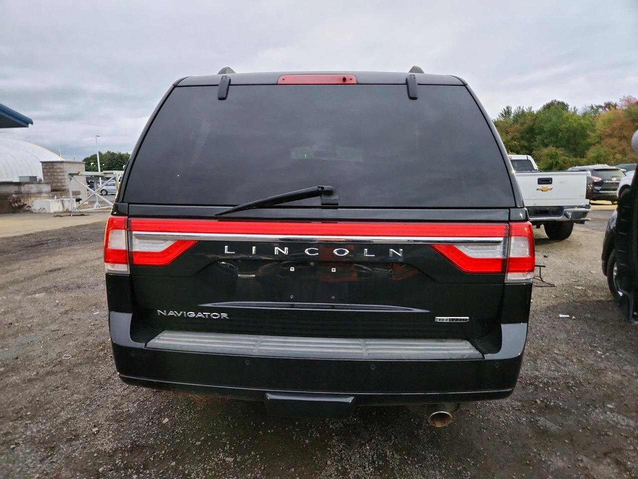 2015 Lincoln Navigator - Фото 6