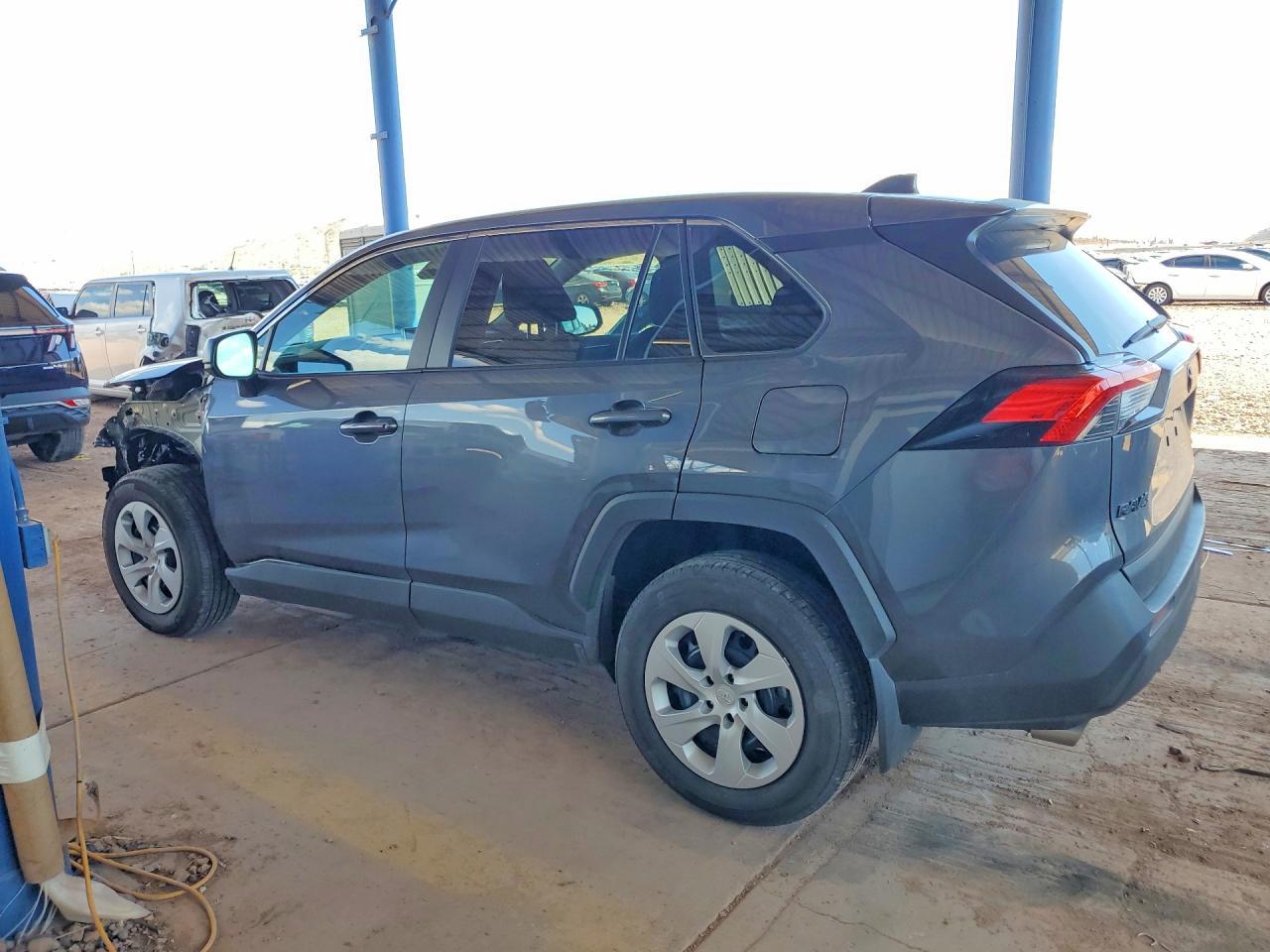 2025 Toyota Rav4 Le - Фото 2