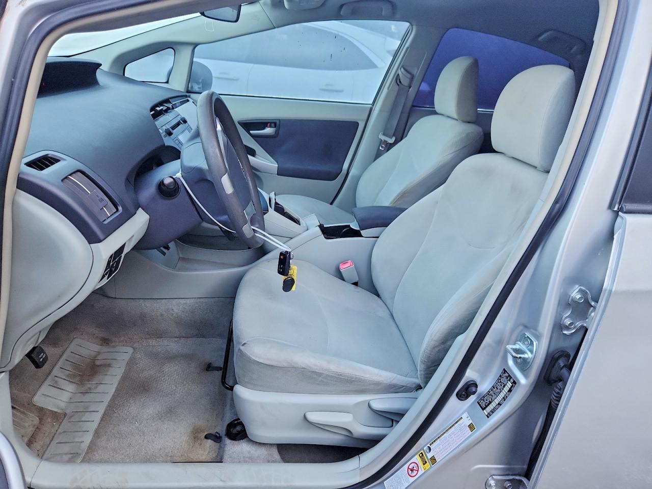 2010 Toyota Prius Ii - Image 7